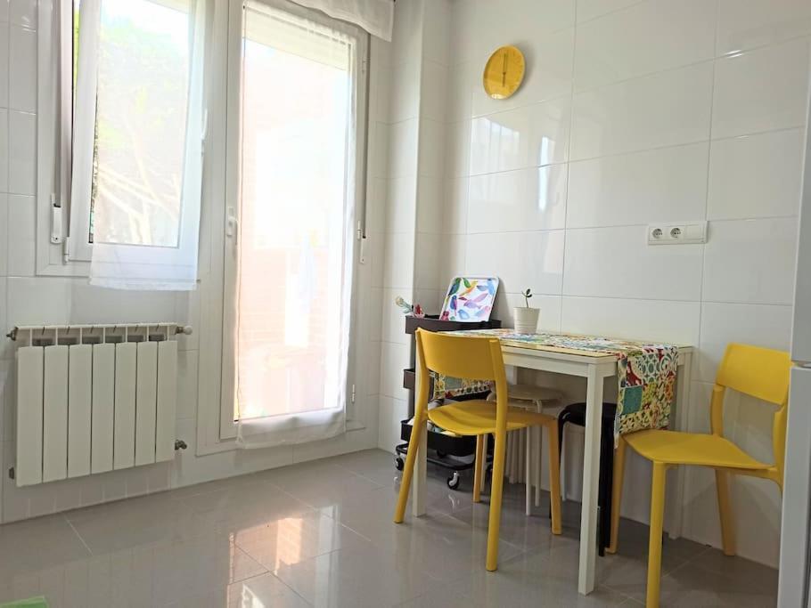 Ferienwohnung Bajo Con Jardin Privado Santander Exterior foto